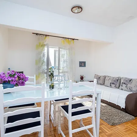 Apartman Apartments By The Sea Sukosan - Zadar - 5863 Sukosan